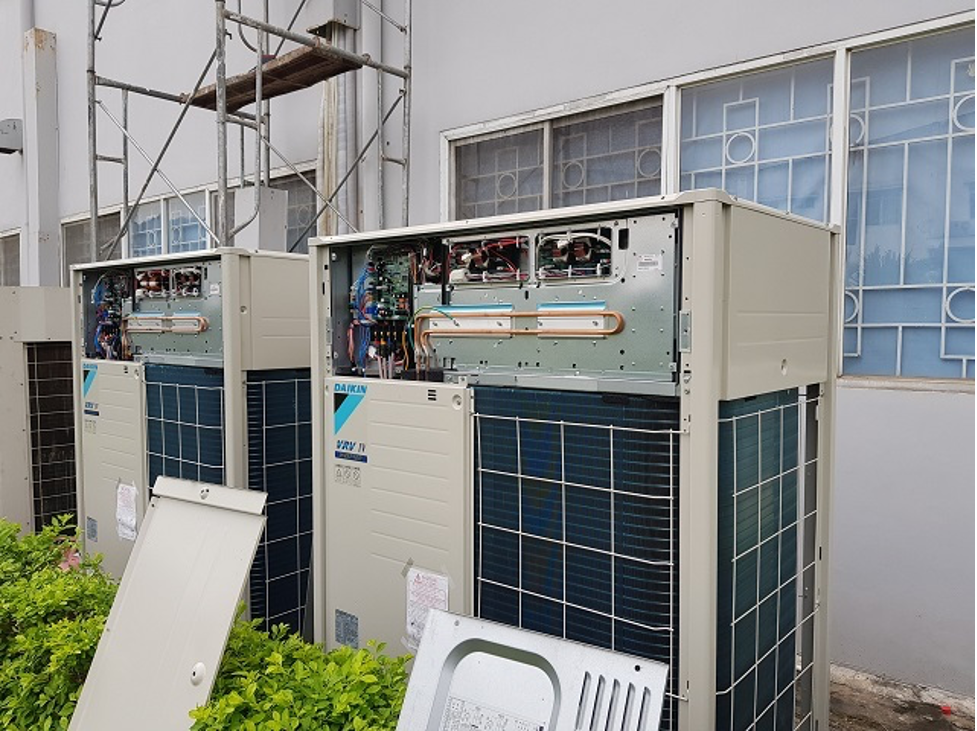 SỬA CHỮA BẢO DƯỠNG MÁY LẠNH TRUNG TÂM