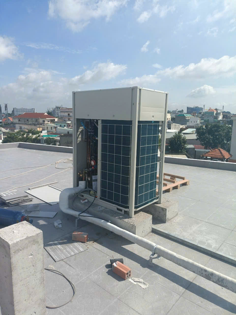 Lắp đặt hệ thống máy lạnh trung tâm VRV tại Lâm Đồng 