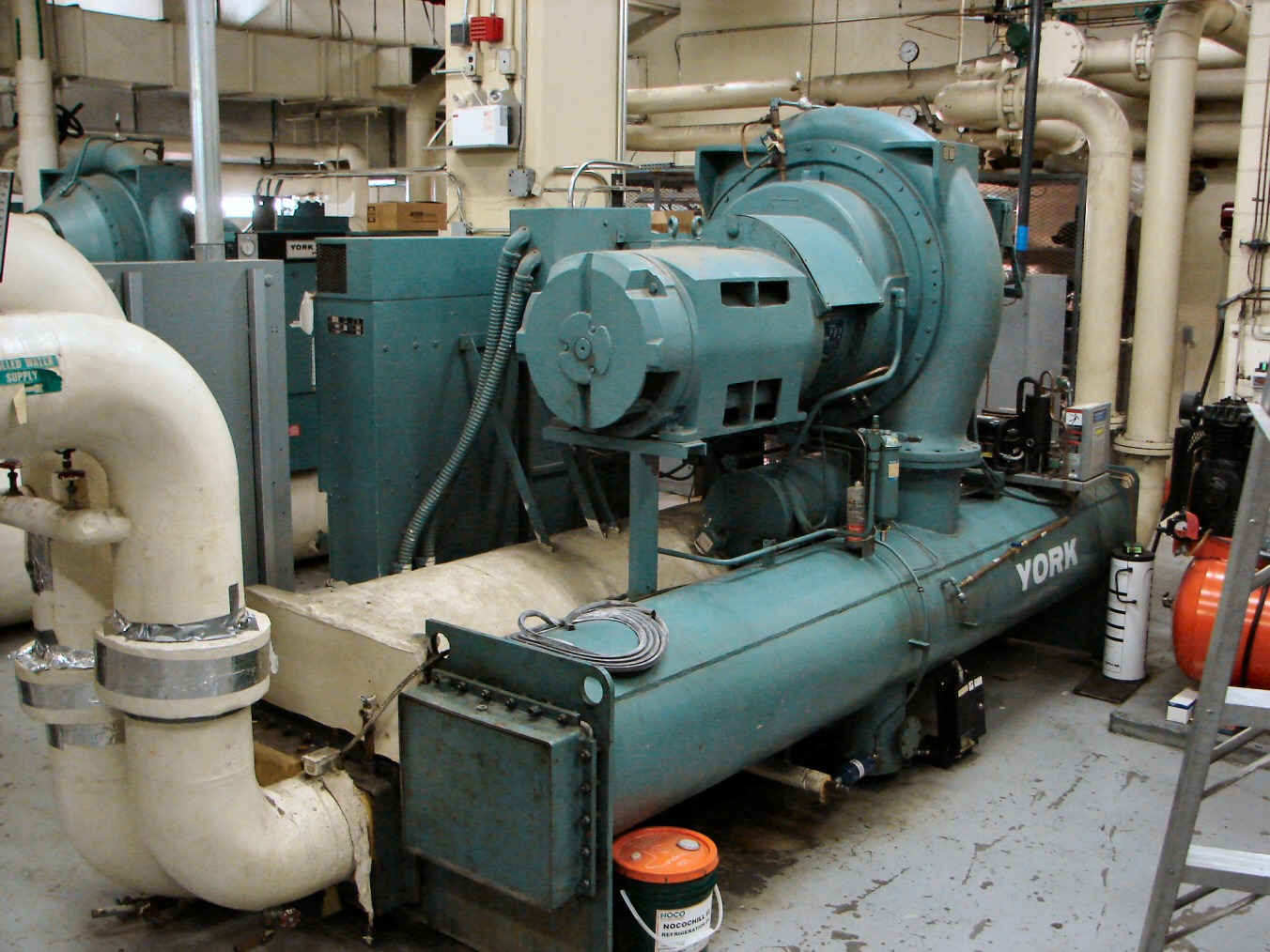 Sửa chữa điều hòa chiller sửa điều hòa trung tâm - Công Ty TNHH TM-XNK-SX  Máy Phát Điện Hưng Thịnh Phát