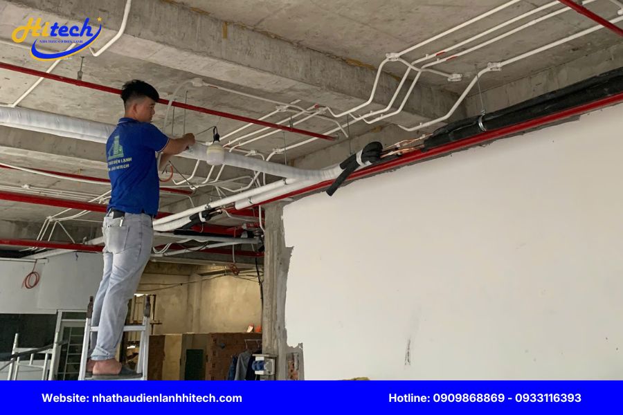 Quy trình lắp đặt điều hòa trung tâm VRV nhà hàng tại HITECH